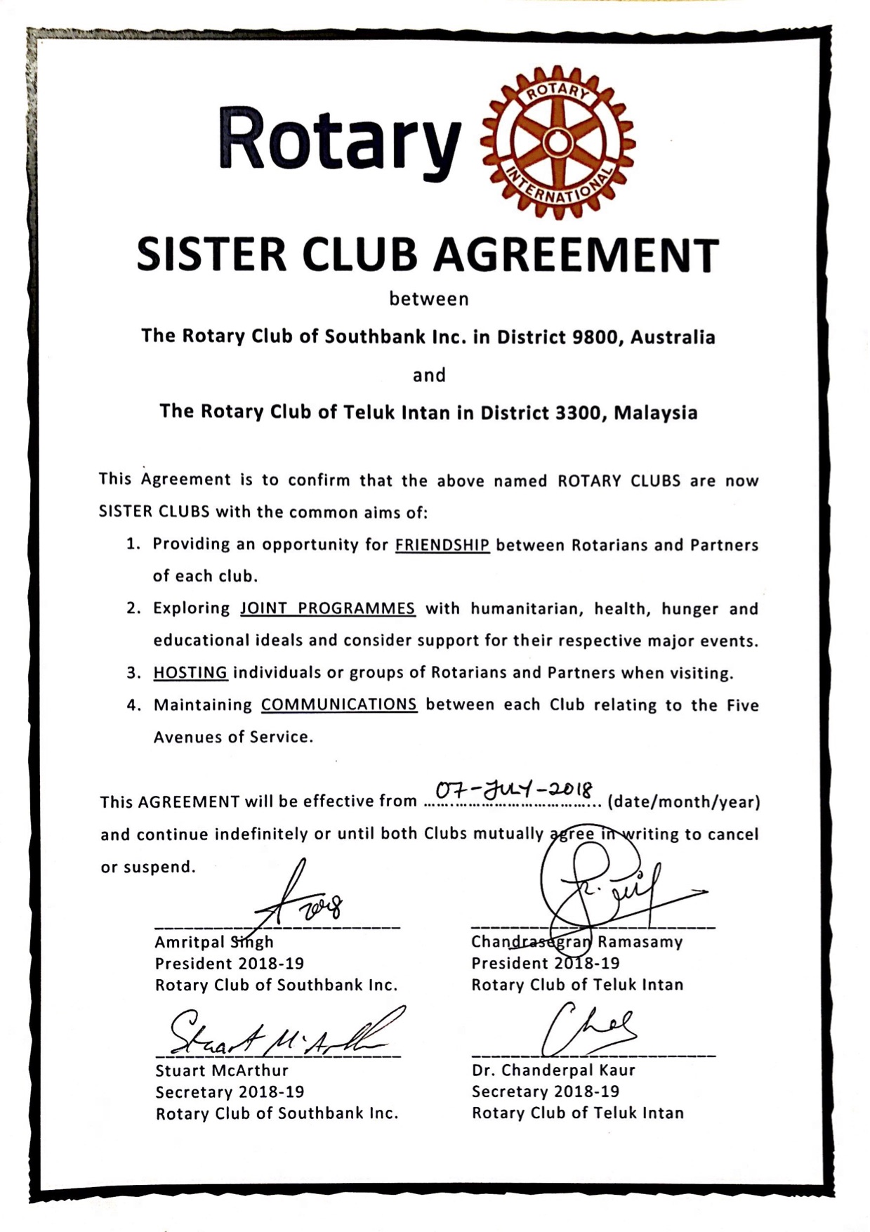 SIGNED_Sister_Club_Agreement_SouthbankTelukIntan.jpg